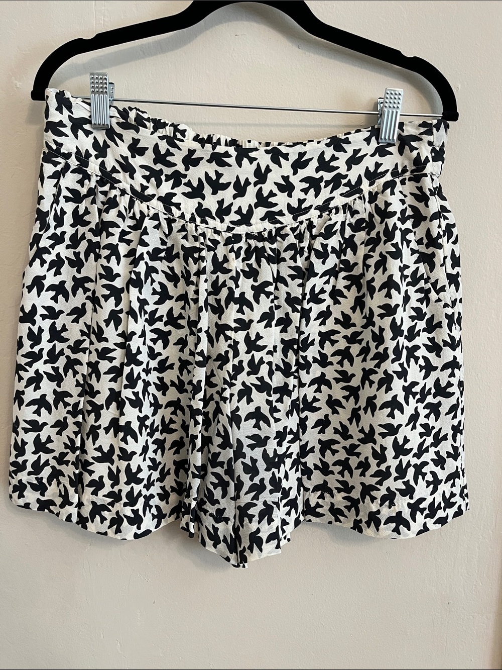 Anthropologie Leifnotes bird shorts size 4 skort